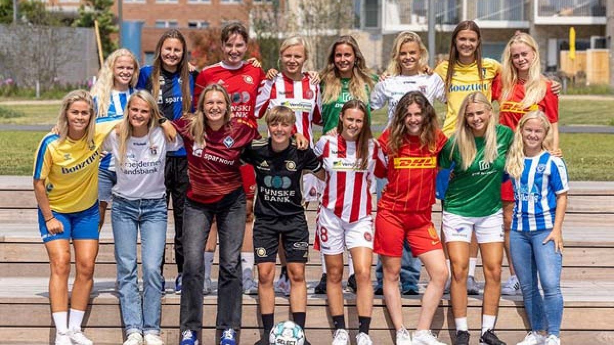 Gjensidige Kvindeliga Vi er stolt hovedsponsor af ligaen Gjensidige